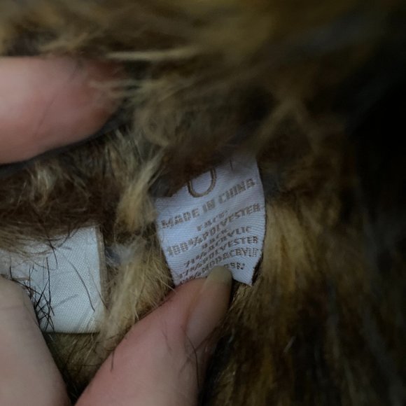 Reversible Faux Fur Suede Vest - Picture 5 of 6